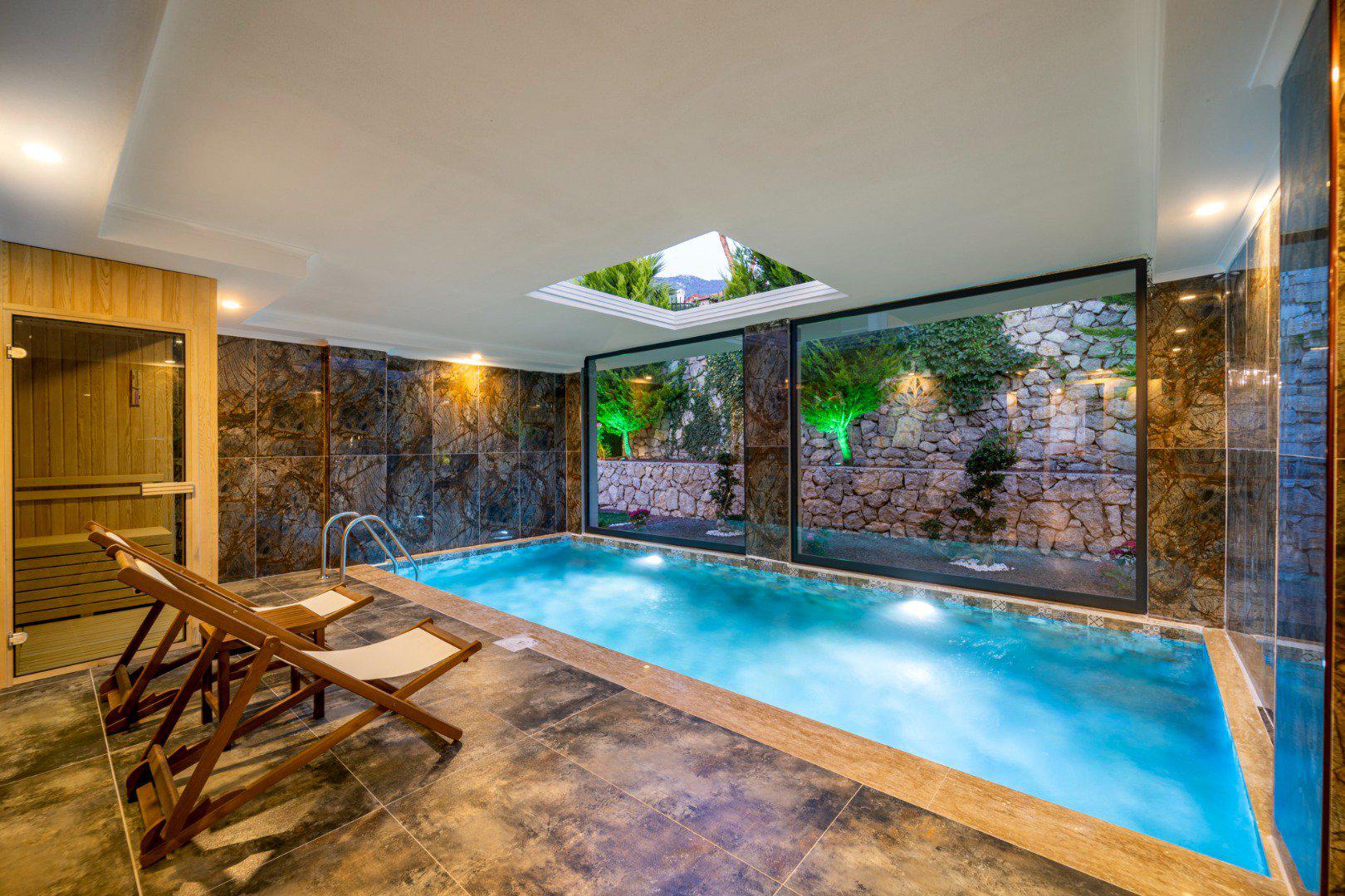 Kapalı Havuzlu Villalar